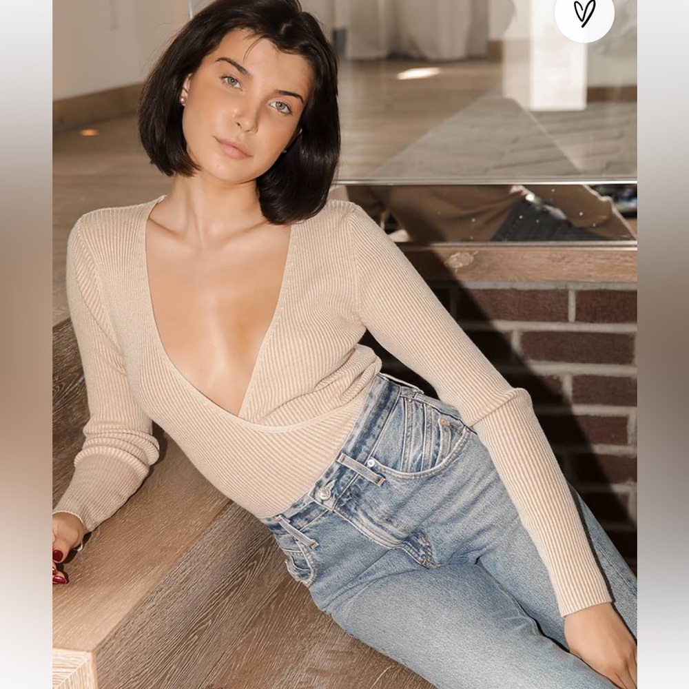 Ribbed sweater top